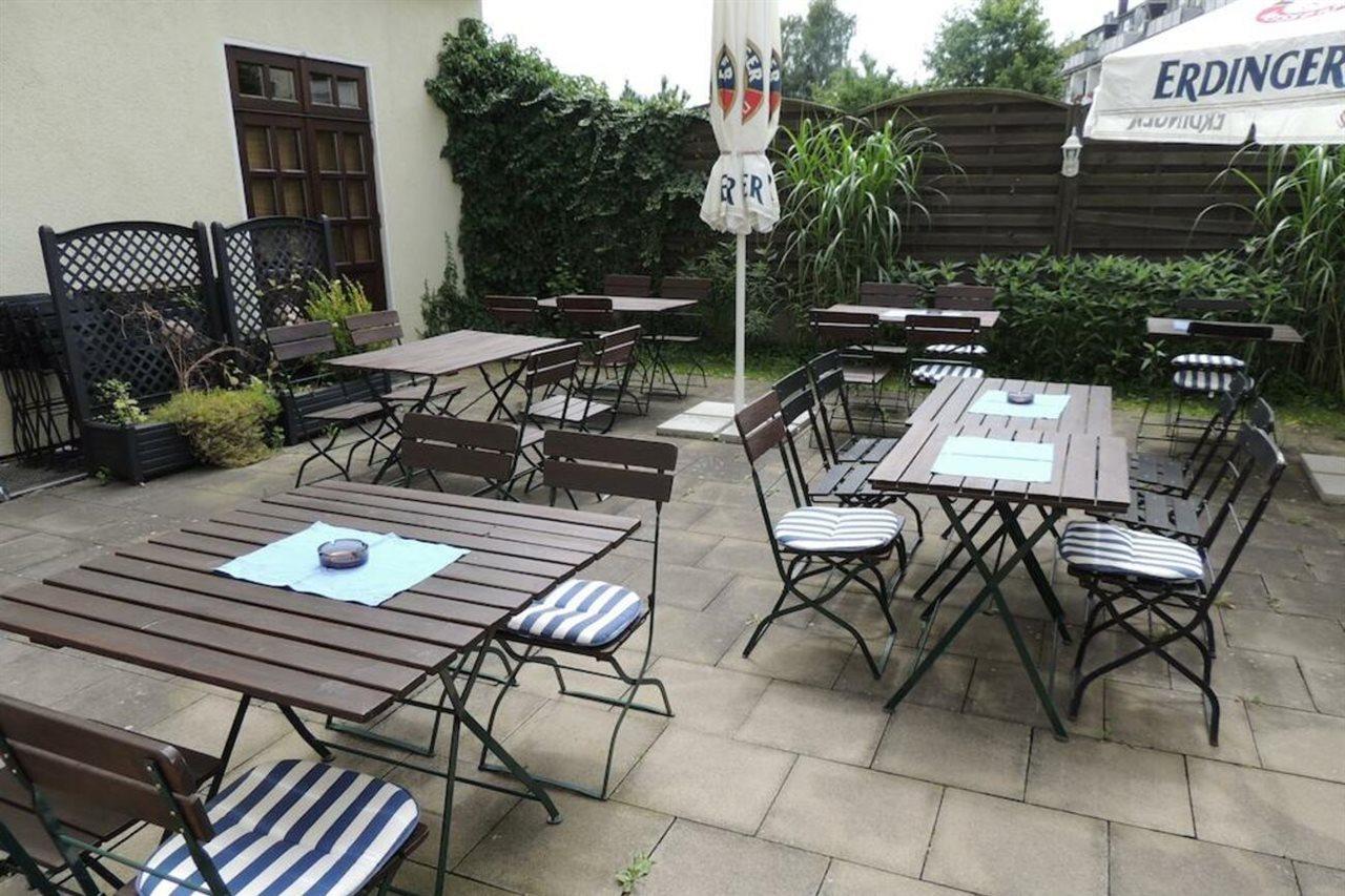 Airport Business Hotel Koeln Екстериор снимка