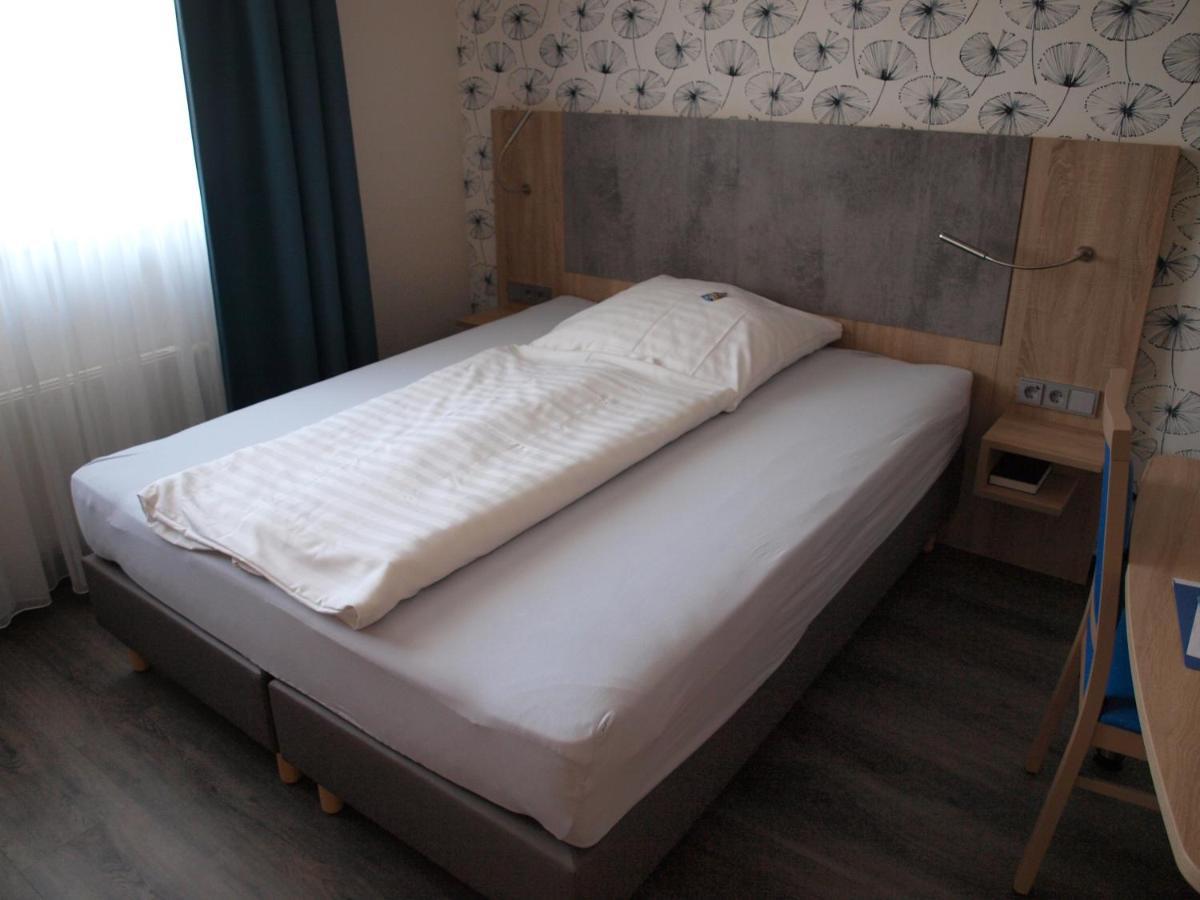 Airport Business Hotel Koeln Екстериор снимка