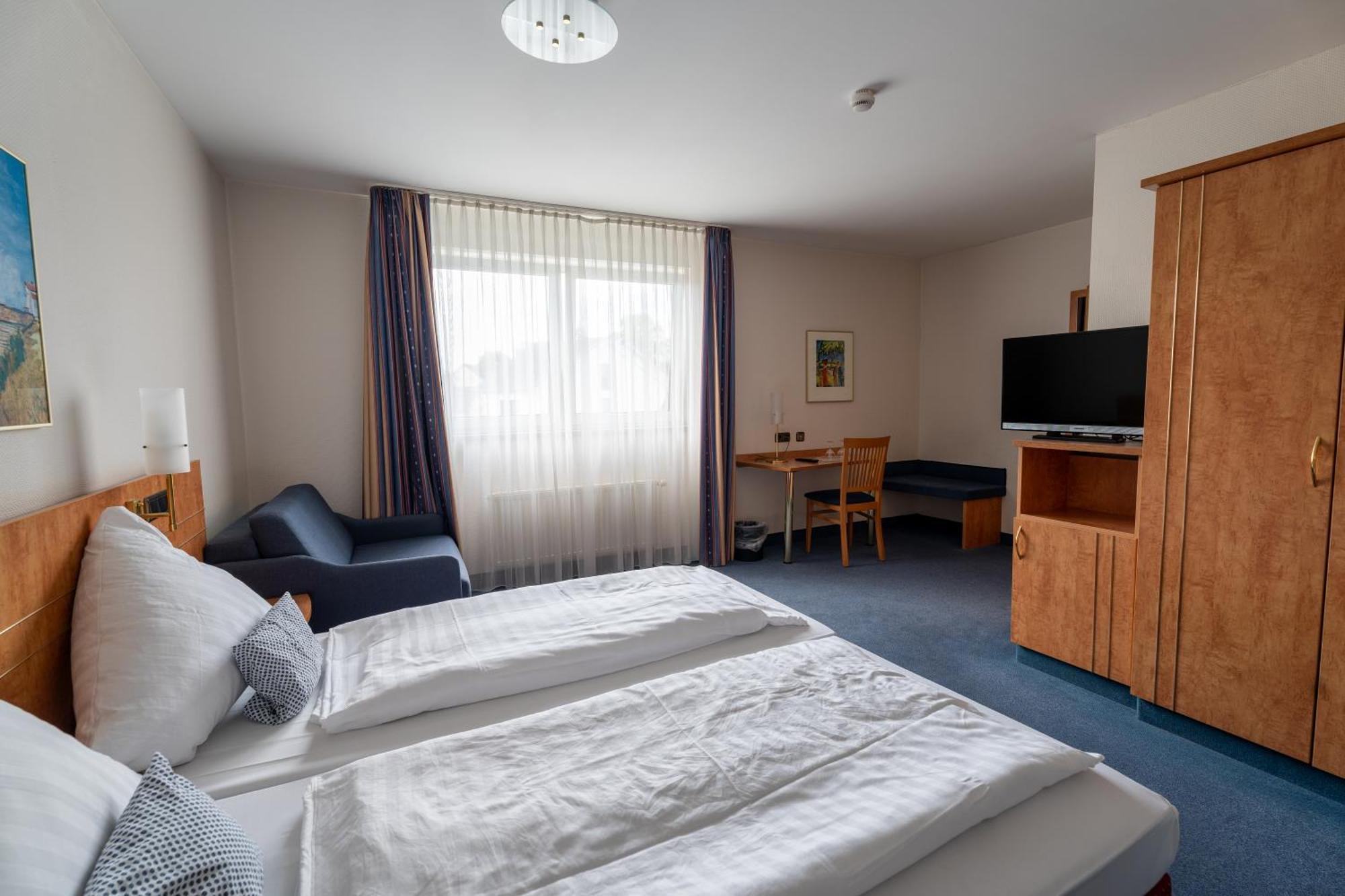 Airport Business Hotel Koeln Екстериор снимка